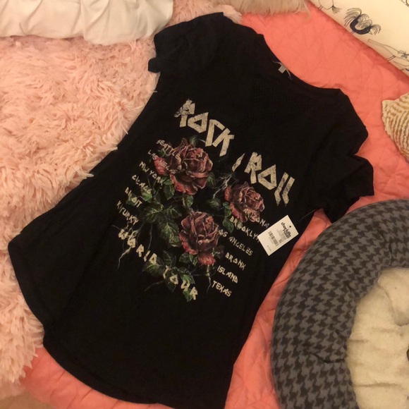 Rock Graphic Tee - Picture 4 of 5